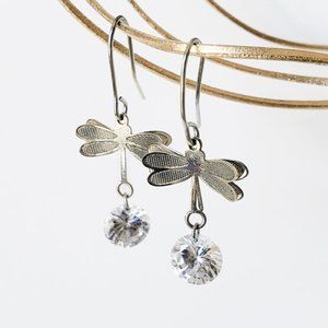 Cute Dangle Dragonfly Earrings with Rhinestone